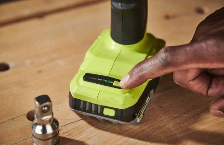 Гайковерт ударний акумуляторний RYOBI ONE+ HP RIW18C-0 18 В 2800 об/хв 450 Нм 1/2" 4 швидкості 1.2 кг без АКБ та ЗП (5133005898) 5133005898 фото