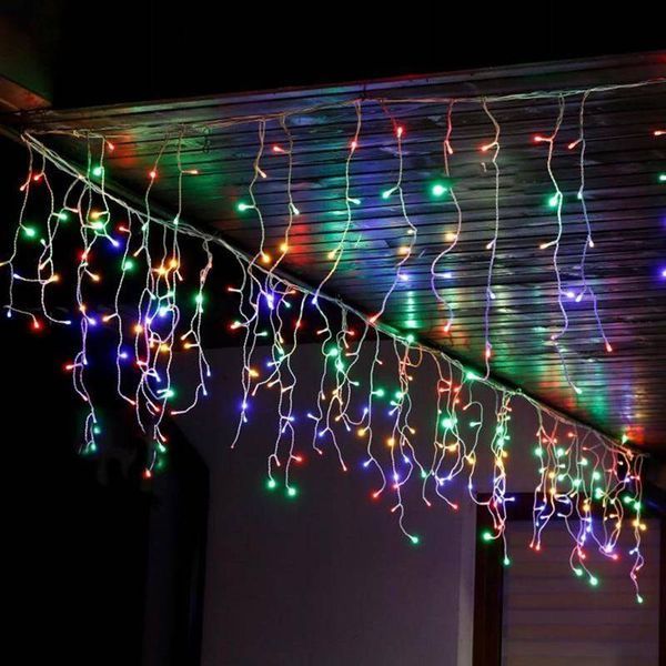 Светодиодная гирлянда ColorWay (CW-GF-100L36VMC) бахрома 100LED, 3м, цветная CW-GF-100L36VMC фото