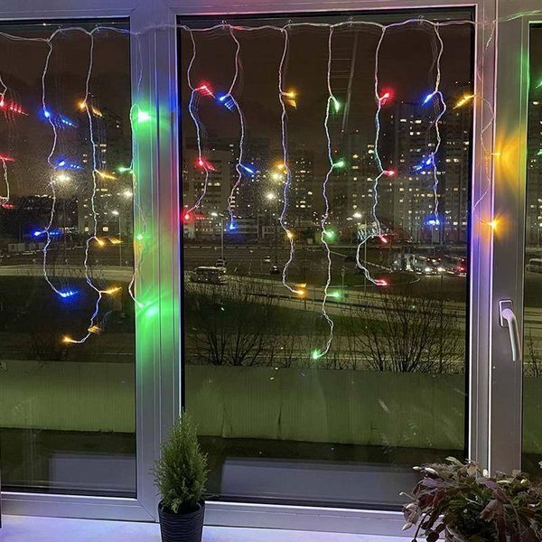 Светодиодная гирлянда ColorWay (CW-GF-100L36VMC) бахрома 100LED, 3м, цветная CW-GF-100L36VMC фото