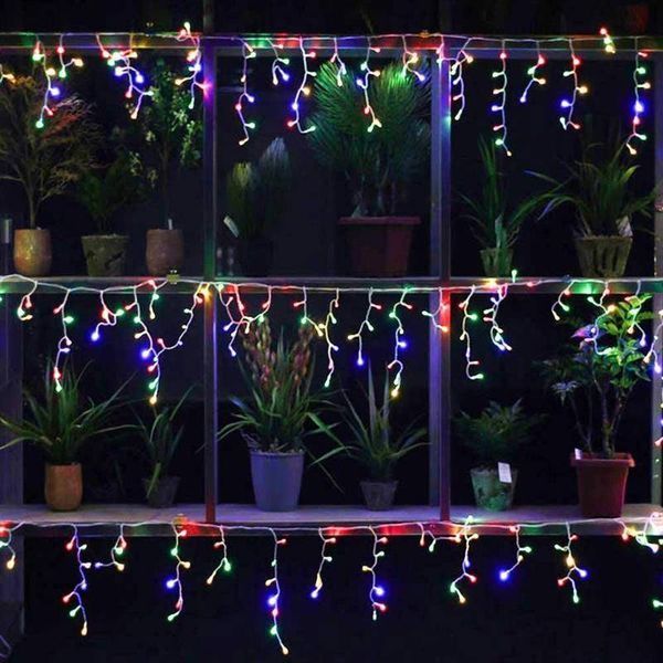 Светодиодная гирлянда ColorWay (CW-GF-100L36VMC) бахрома 100LED, 3м, цветная CW-GF-100L36VMC фото