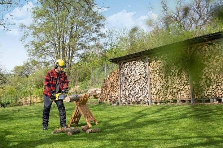 Пила ланцюгова акумуляторна Karcher CNS 18-30 Battery, 18В, акб 2х5Аг, шина 30см, швидкозарядне ЗП, 3.2кг 9.611-915.0 фото