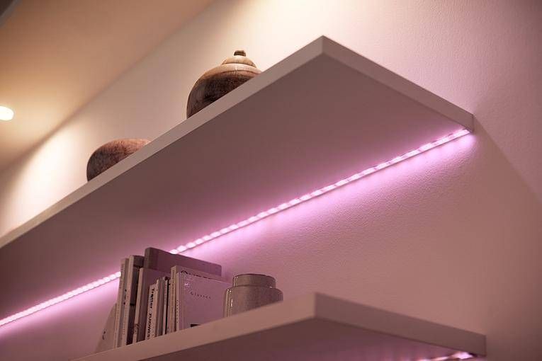 WiZ Удлинитель до ленты 929002524801 LEDStrip (800Lm) 2700-6500k RGB 1 метр Wi-Fi 929002532101 фото