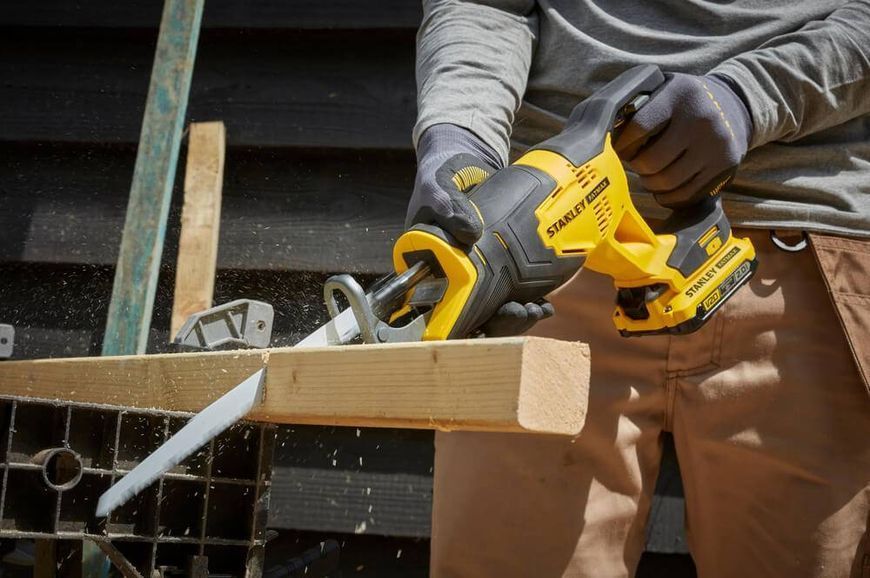Пила сабельная аккумуляторная STANLEY FATMAX SFMCS300B SFMCS300B фото