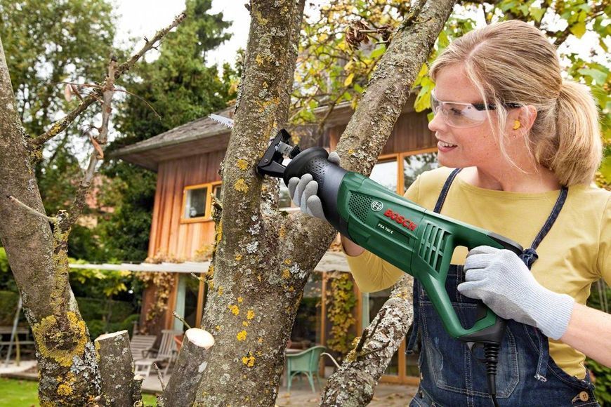 Пила сабельная Bosch PSA 700 E (06033A7020) 0.603.3A7.020 фото