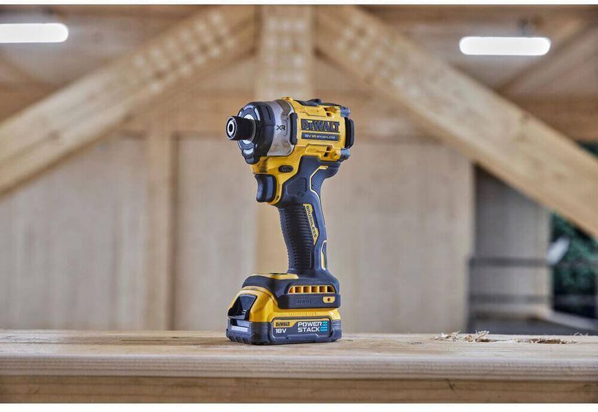 Шуруповерт ударный аккумуляторный бесщеточный DeWALT DCF860E2T DCF860E2T фото