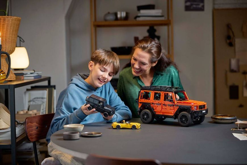 LEGO 42177 Mercedes-Benz G 500 Professional 42177 фото