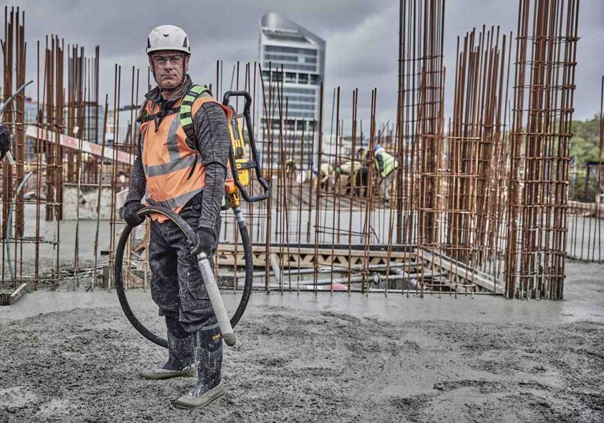 Вібратор-наплічник глибинний акумуляторний POWERSHIFT DeWALT DCPS310N DCPS310N фото