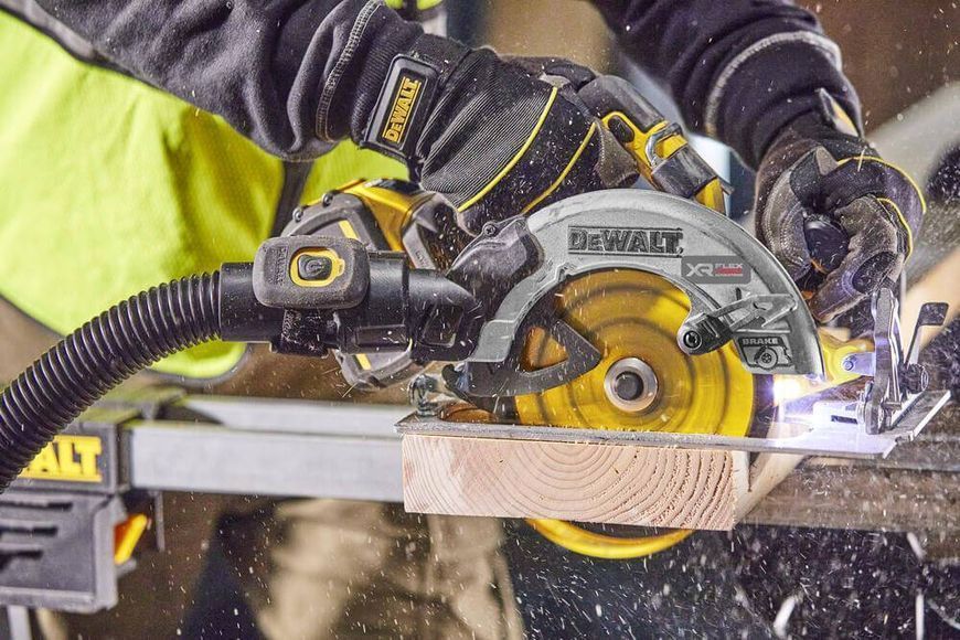 Пила дискова акумуляторна безщіткова DeWALT DCS573NT DCS573NT фото