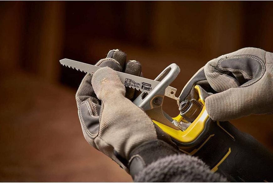 Пила сабельная аккумуляторная STANLEY FATMAX SFMCS310B SFMCS310B фото