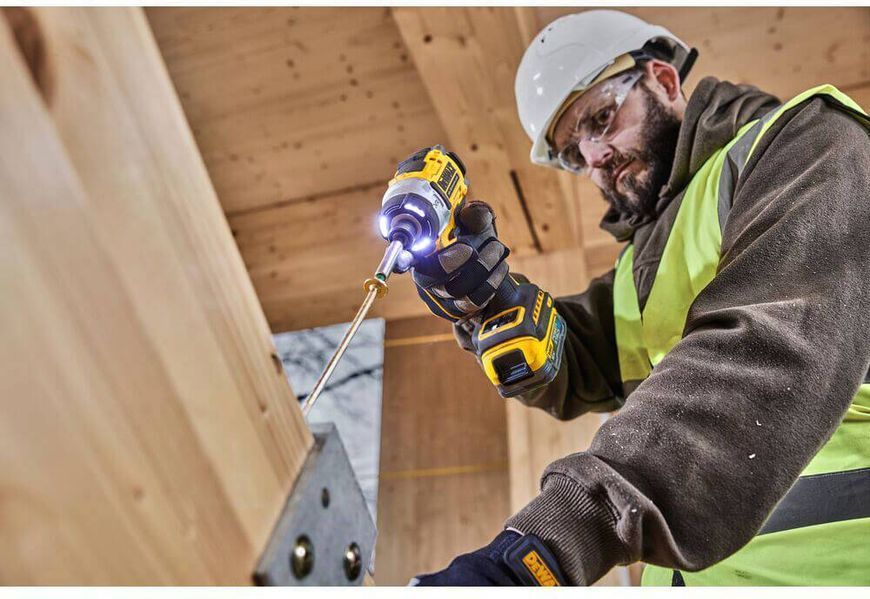 Шуруповерт ударный аккумуляторный бесщеточный DeWALT DCF860NT DCF860NT фото