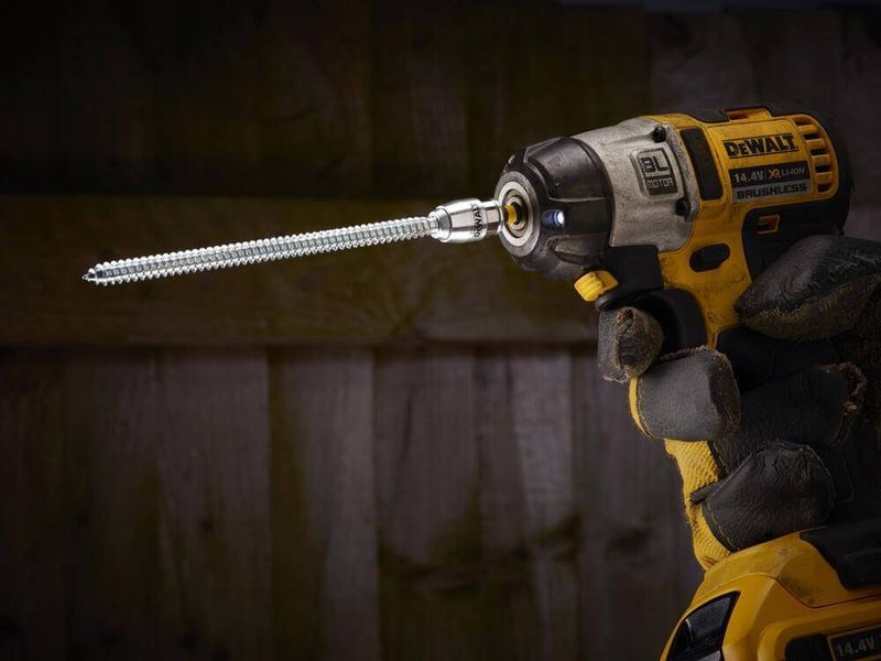 Набір біт і насадок DeWALT DT70538T DT70538T фото