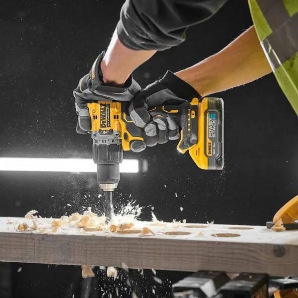 Дрель-шуруповерт аккумуляторная безщеточная ударная DeWALT DCD805H2T DCD805H2T фото