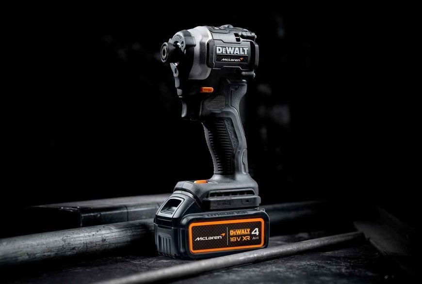 Шурупокрут ударний McLaren F1 TEAM LIMITED EDITION DeWALT DCF85MM2T DCF85MM2T фото