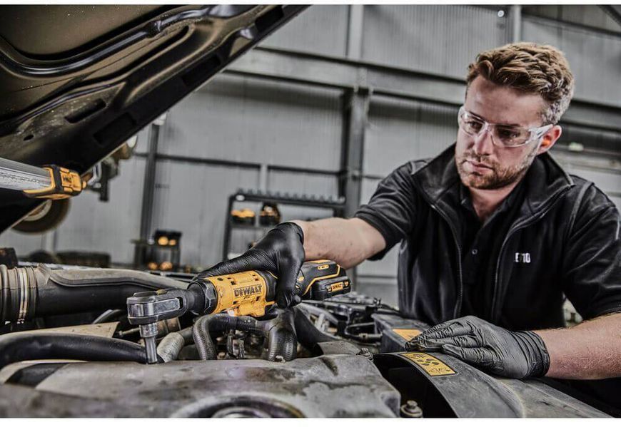 Гайкокрут кутовий - ключ-храповик акумуляторний безщітковий DeWALT DCF504N DCF504N фото