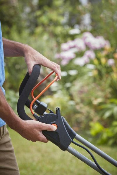 Газонокосилка BLACK+DECKER BCMW3318L2 BCMW3318L2 фото