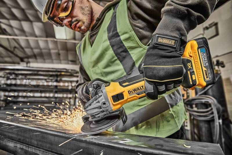Шлифмашина угловая - болгарка бесщеточная аккумуляторная DeWALT DCG405H2T DCG405H2T фото