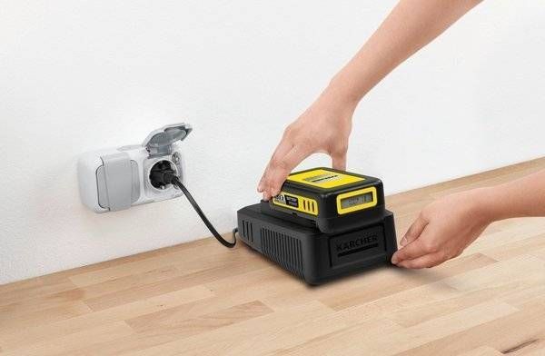 Аккумулятор Karcher 18В, 2.5A 2.445-034.0 фото