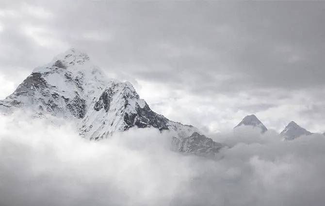 Ламинат AGT EVEREST EFFECT 8mm 32kl 4V 153235 фото