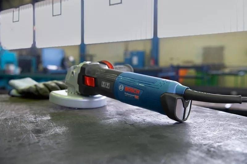 Шлифмашина угловая Bosch GWS 17-125 Professional 125мм 1700Вт (0.601.7D0.200) 0.601.7D0.200 фото