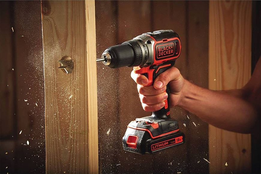 Дриль-шурупокрут акумуляторний безщітковий BLACK+DECKER BL186KB BL186KB фото