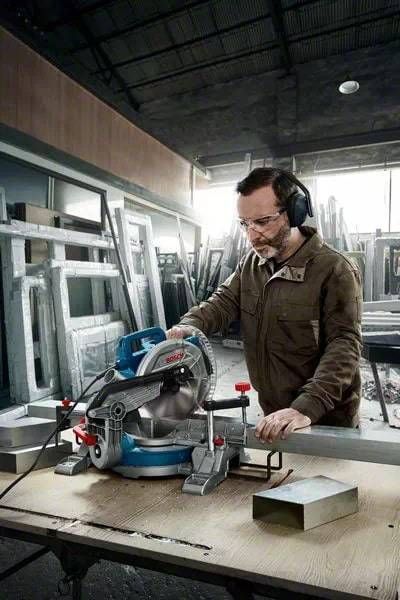 Пила торцювальна Bosch GCM 216 (0601B33000) 0.601.B33.000 фото
