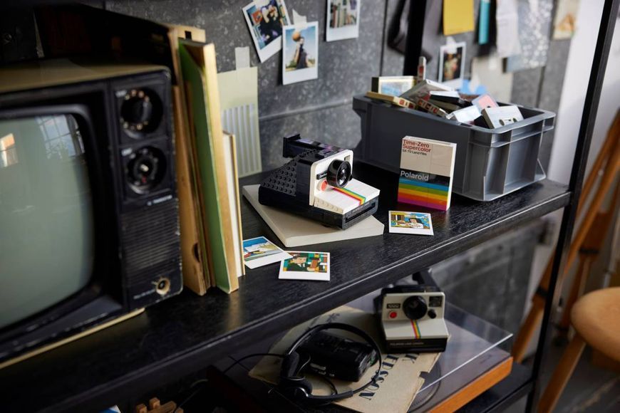 Конструктор LEGO Ideas Фотоапарат Polaroid OneStep SX-70 516 деталей (21345) 21345- фото