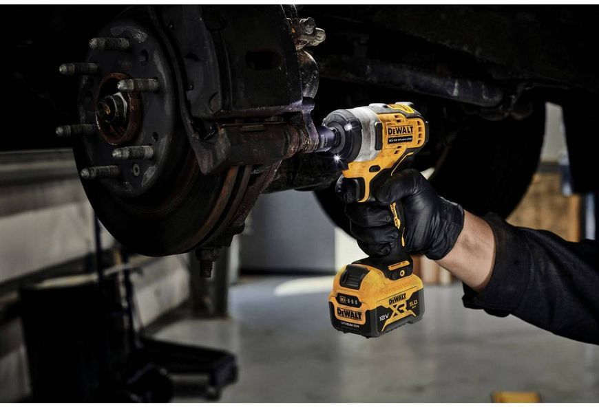 Гайкокрут ударный аккумуляторный бесщеточный DeWALT DCF901P2 DCF901P2 фото