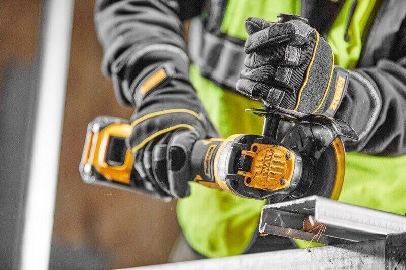 Шлифмашина угловая - болгарка бесщеточная аккумуляторная DeWALT DCG409VST1 DCG409VST1 фото