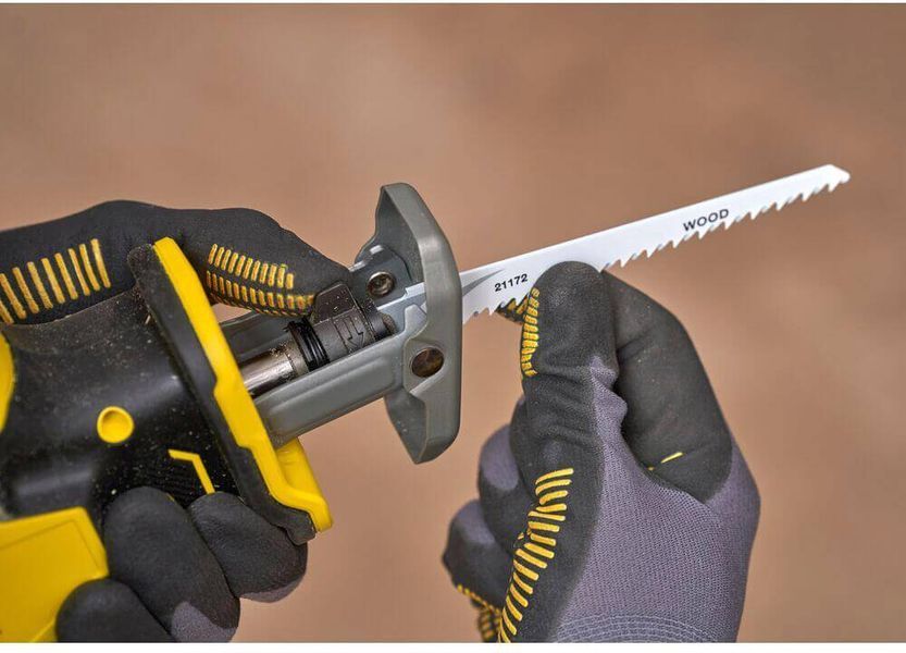 Пила сабельная аккумуляторная STANLEY FATMAX SFMCS305B SFMCS305B фото