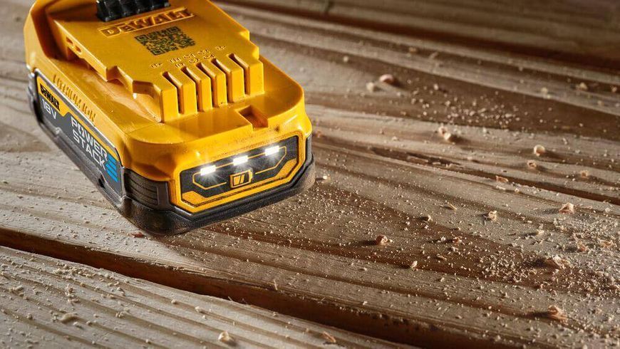 Набор аккумуляторных батарей PowerStack DeWALT DCBP034E2 DCBP034E2 фото