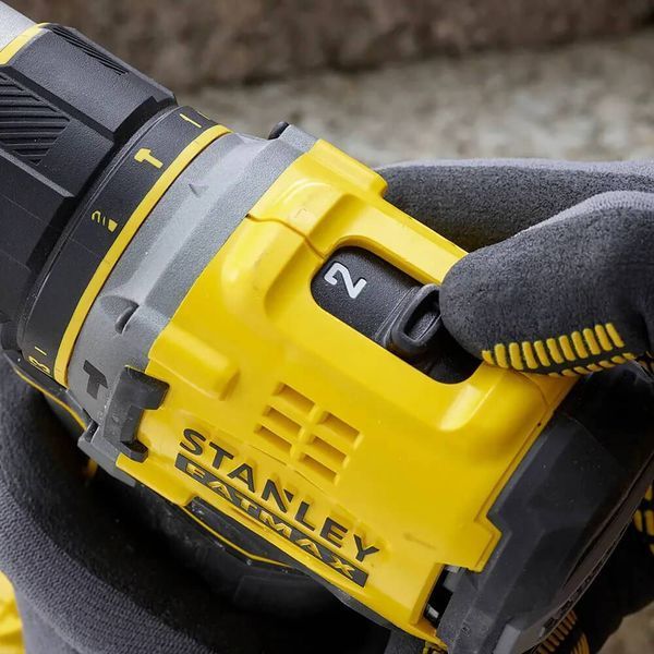 Дрель-шуруповерт ударная аккумуляторная бесщеточная STANLEY FATMAX SFMCD721B SFMCD721B фото