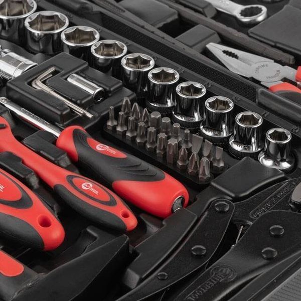 Набор инструментов профессиональный 1/2" & 1/4" 72 ед. INTERTOOL ET-6073 ET-6073 фото