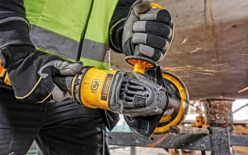 Шлифмашина угловая - болгарка бесщеточная аккумуляторная DeWALT DCG418NT DCG418NT фото