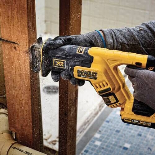 Пила DeWALT DCS367P2 сабельная, Li-lon, 18В, 2900 ход/мин. DCS367P2 фото
