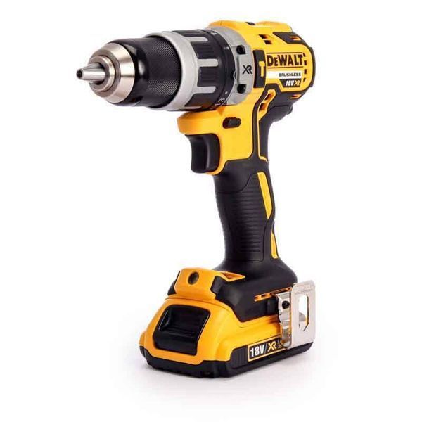 Набор из трех бесщеточных инструментов DeWALT DCK384P2T DCK384P2T фото