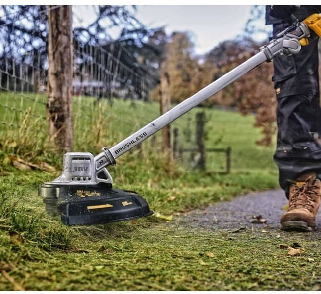 Коса аккумуляторная бесщеточная DeWALT DCMST561P1 DCMST561P1 фото