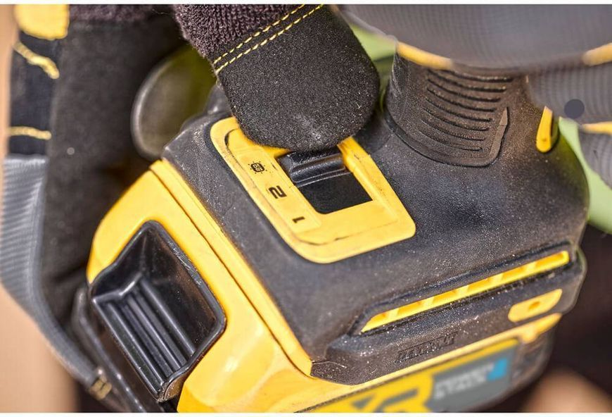 Шуруповерт ударный гидравлический бесщеточный аккумуляторный DeWALT DCF870NT DCF870NT фото