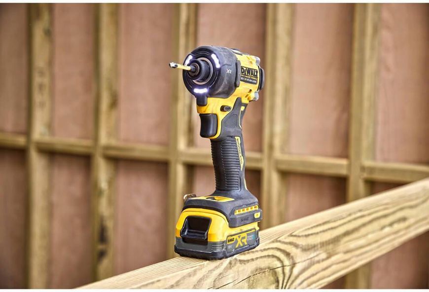 Шуруповерт ударный гидравлический бесщеточный аккумуляторный DeWALT DCF870NT DCF870NT фото
