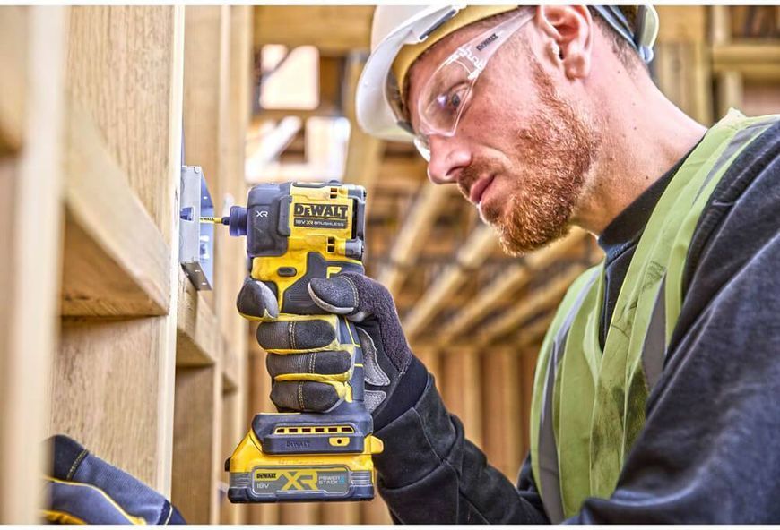 Шуруповерт ударный гидравлический бесщеточный аккумуляторный DeWALT DCF870NT DCF870NT фото