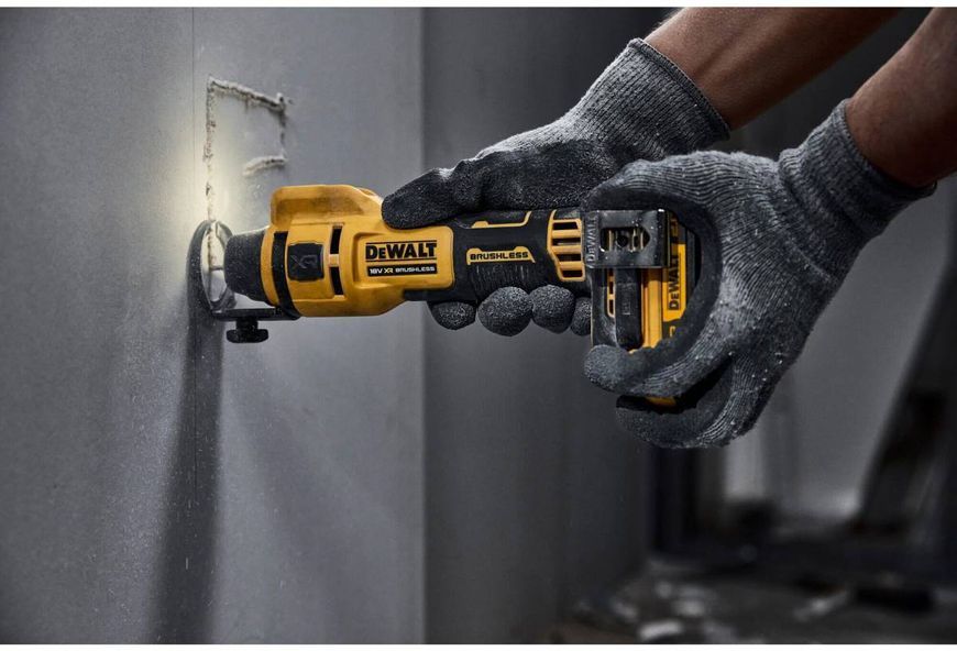 Фрезер аккумуляторный для вырезания гипсокартона DeWALT DCE555N DCE555N фото