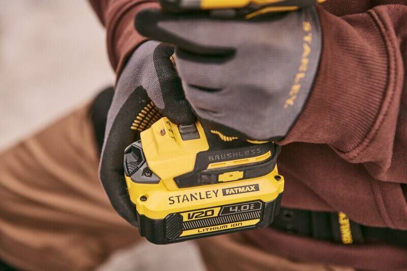 Гайковерт ударный аккумуляторный STANLEY FATMAX SFMCF940B SFMCF940B фото