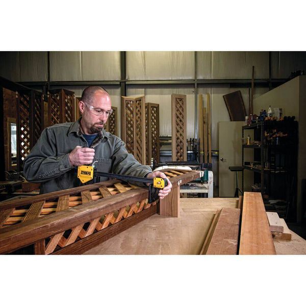 Струбцина XL триггерная с максимальным усилием сжатия 270 кг. DeWALT DWHT0-83186 DWHT0-83186 фото