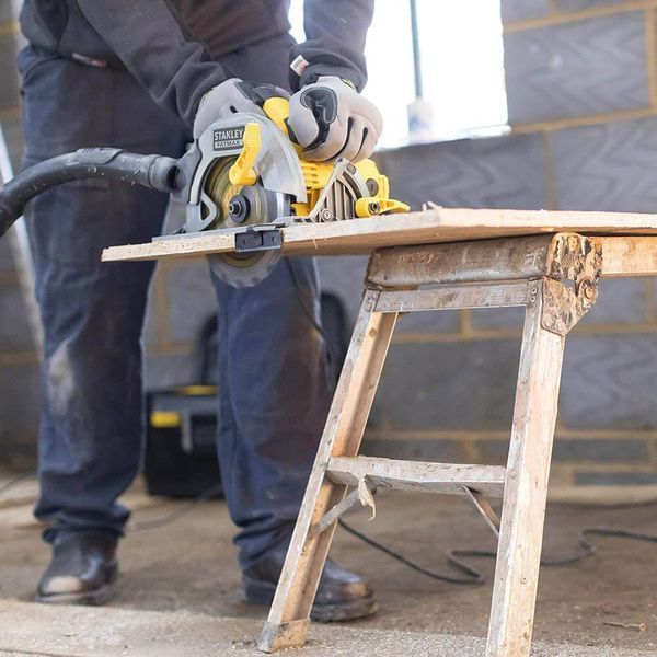 Пила циркулярная сетевая STANLEY FATMAX FME301 FME301 фото