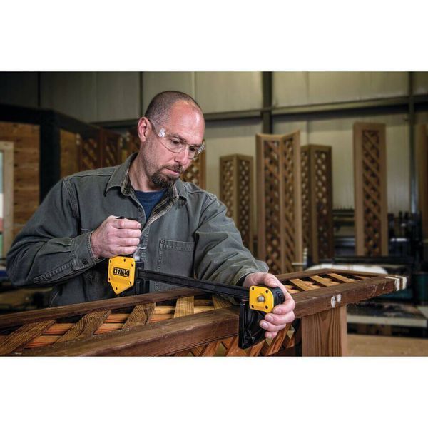 Струбцина XL триггерная с максимальным усилием сжатия 270 кг. DeWALT DWHT0-83186 DWHT0-83186 фото