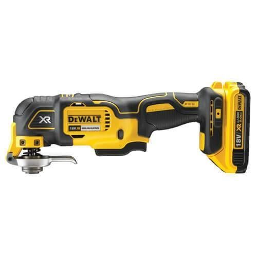 Набір з восьми акумуляторних інструментів DeWALT DCK865P4T DCK865P4T фото