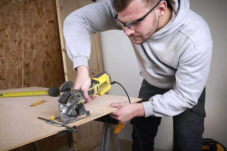 Пила циркулярная компактная сетевая STANLEY FATMAX FME380K FME380K фото