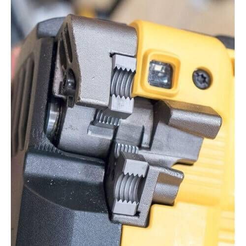 Резак шпилек аккумуляторный DeWALT DCS350NT DCS350NT фото