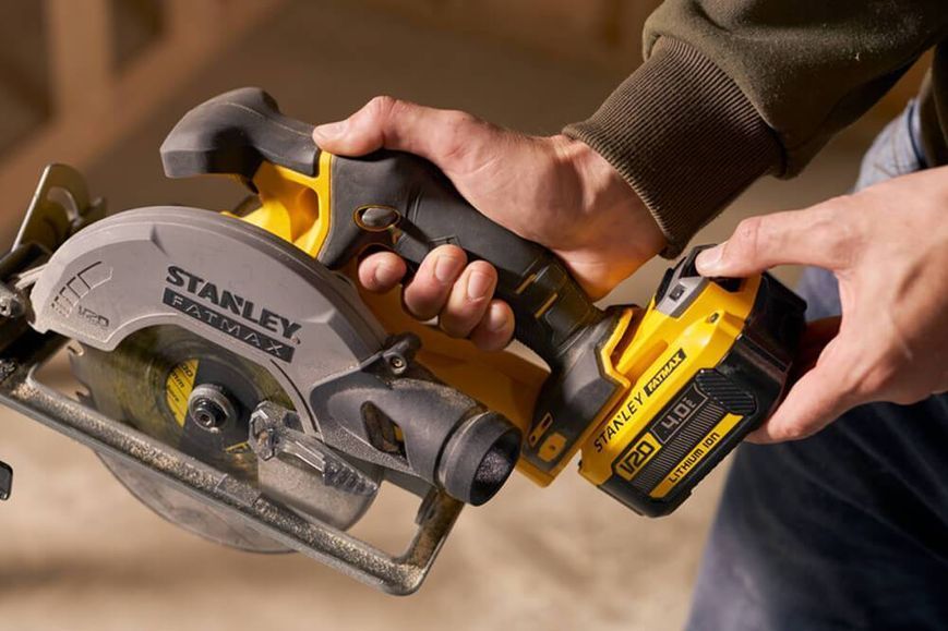 Пила циркулярная аккумуляторная STANLEY FATMAX SFMCS500B SFMCS500B фото